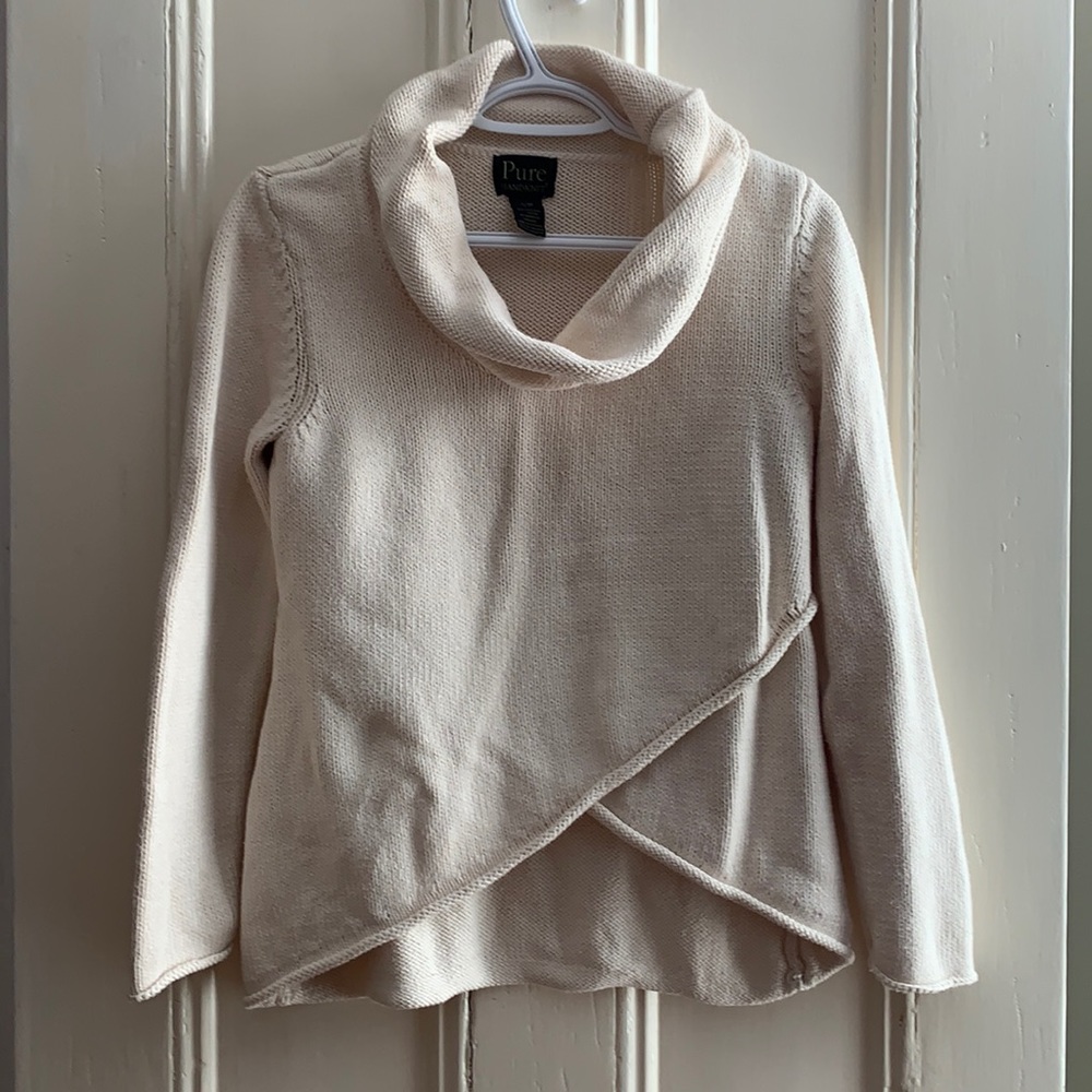 Pure Handknit top with a cowl neckline